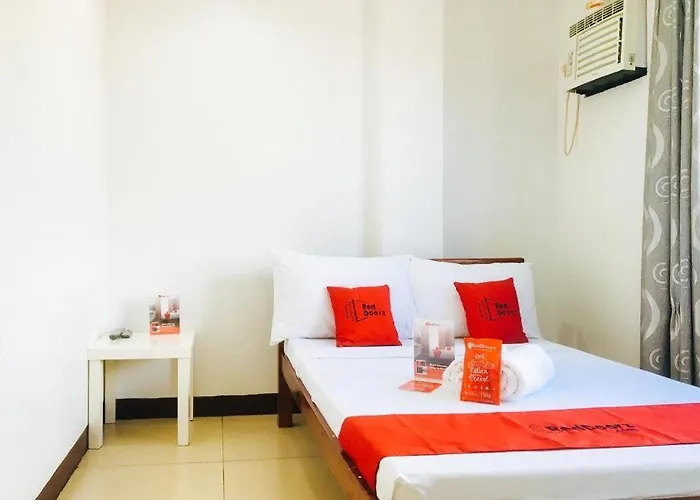 Hotel Reddoorz @ El Cuarto Srp 2*
